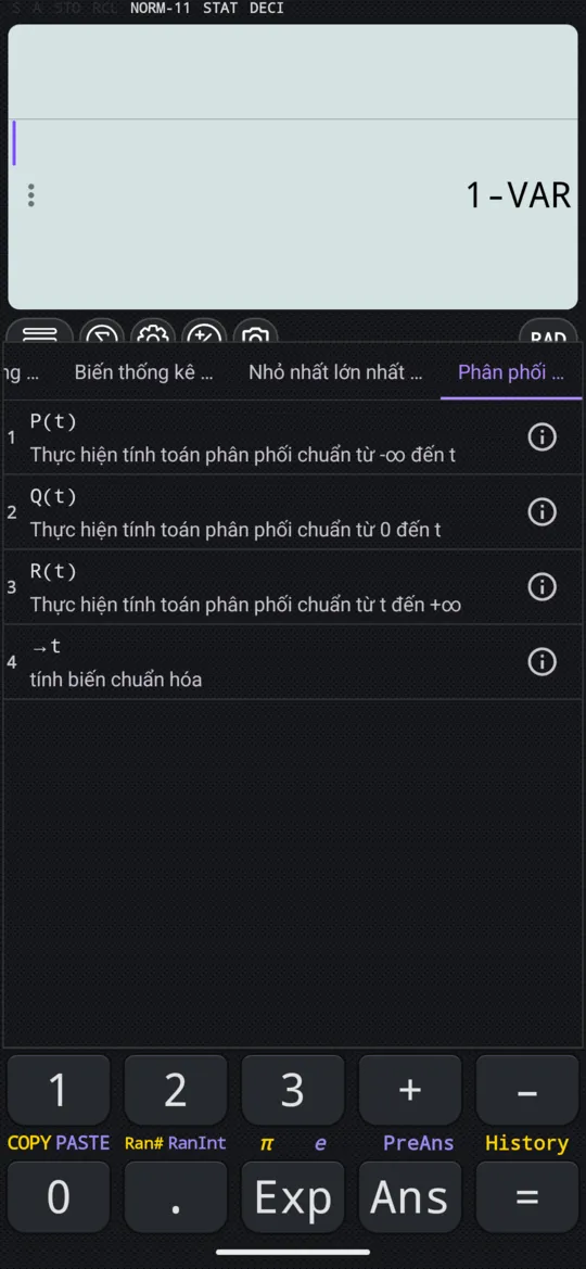 Thẻ Phân phối của menu STAT: P(t), Q(t) và R(t), mỗi hàm ghi phần đường cong mà nó tính, và →t với dòng mô tả tính biến chuẩn hóa.